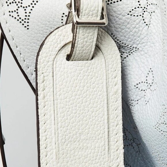 Louis Vuitton Blue Ombre Monogram Mahina Leather Muria Bag - Picture 7 of 11